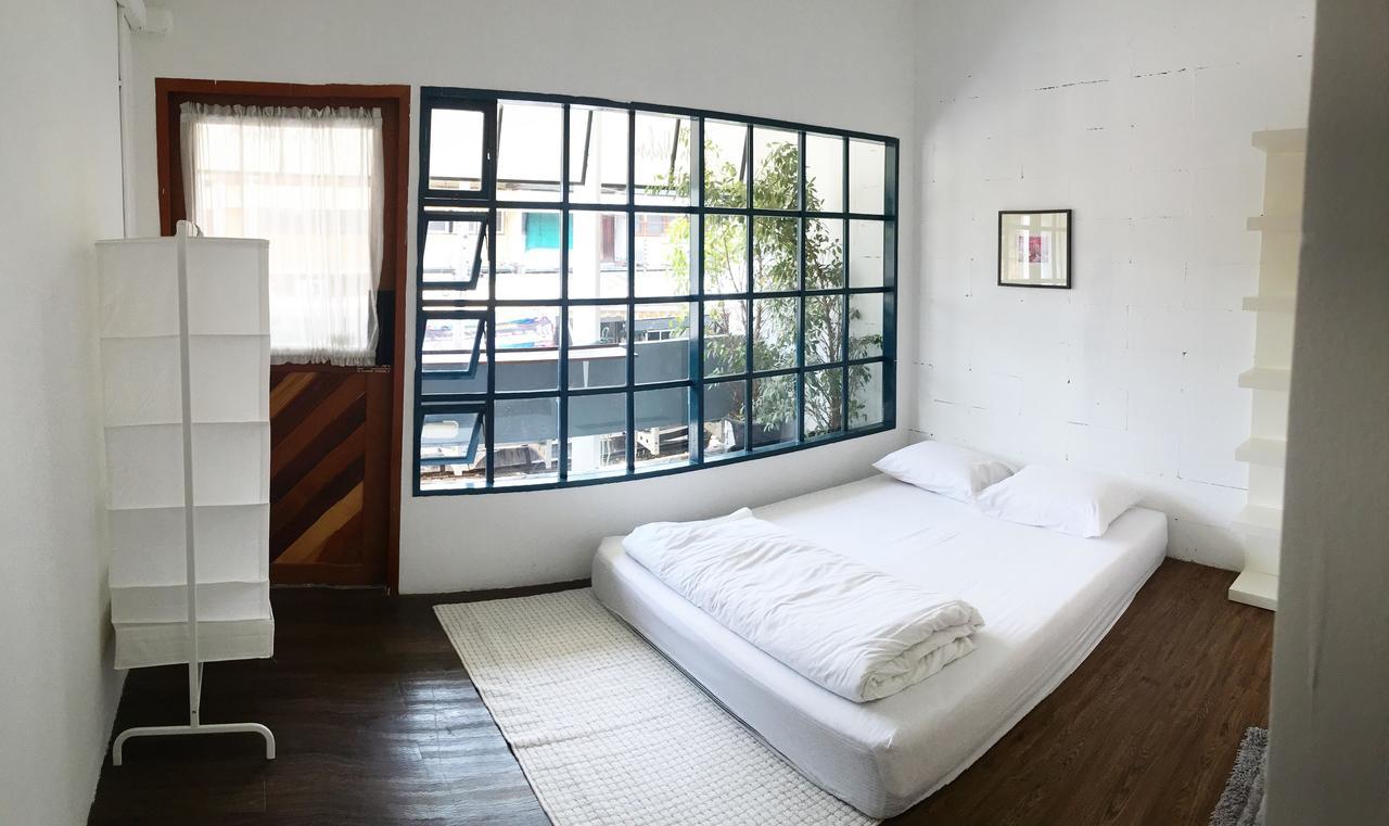 Funwahn Hostel And Cafe شيانغ ماي المظهر الخارجي الصورة