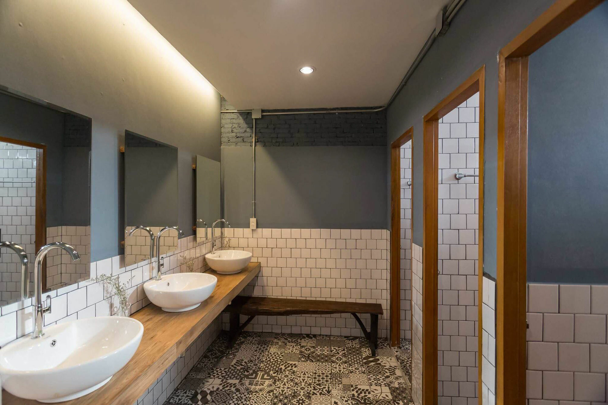 Funwahn Hostel And Cafe شيانغ ماي المظهر الخارجي الصورة