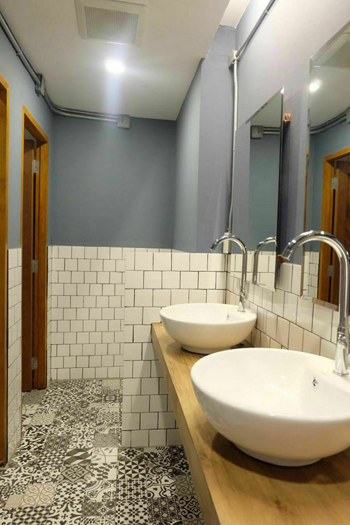Funwahn Hostel And Cafe شيانغ ماي المظهر الخارجي الصورة